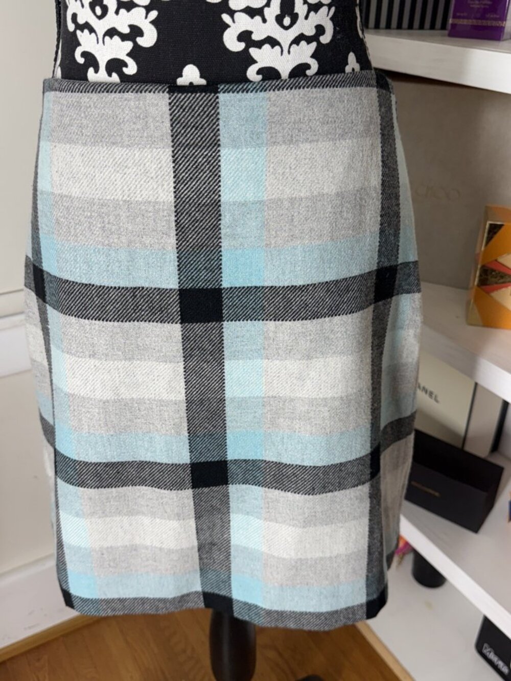 Talbots 4 Petite Women’s Blue Gray Plaid Wool Blend Light Academia short Skirt